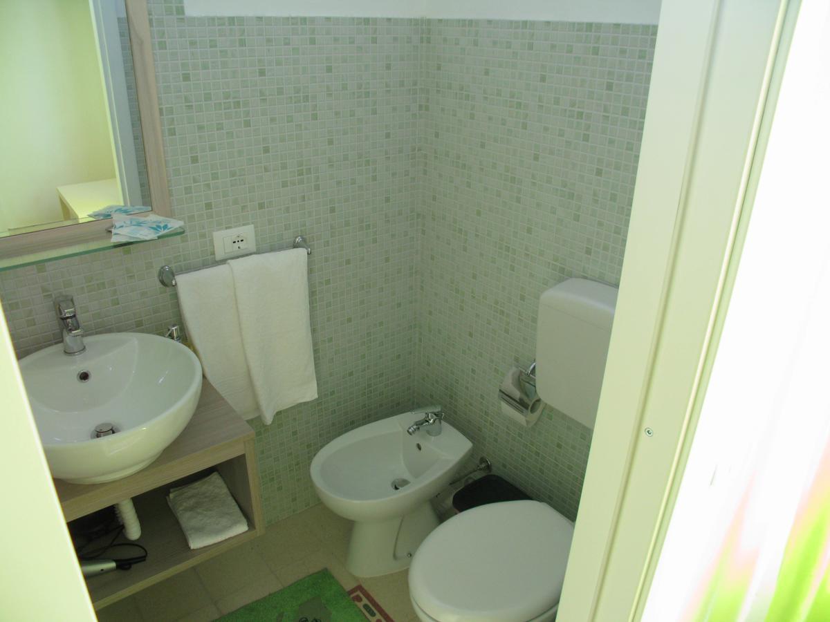 La Casa Dei Nonni Bed & Breakfast กุสโตนาชี ภายนอก รูปภาพ